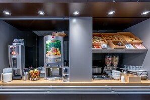 Desayuno buffet todos los días (con cargo)