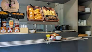 Desayuno buffet todos los días (con cargo)