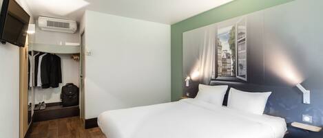 Peralatan tempat tidur premium, meja, kalis bunyi, Wi-fi percuma