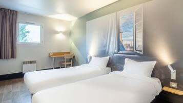 Chambre avec lits jumeaux, non-fumeurs | Literie de qualité supérieure, bureau, chambres insonorisées