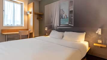 Tweepersoonskamer, niet-roken | Luxe beddengoed, een bureau, geluiddichte muren, gratis babybedden