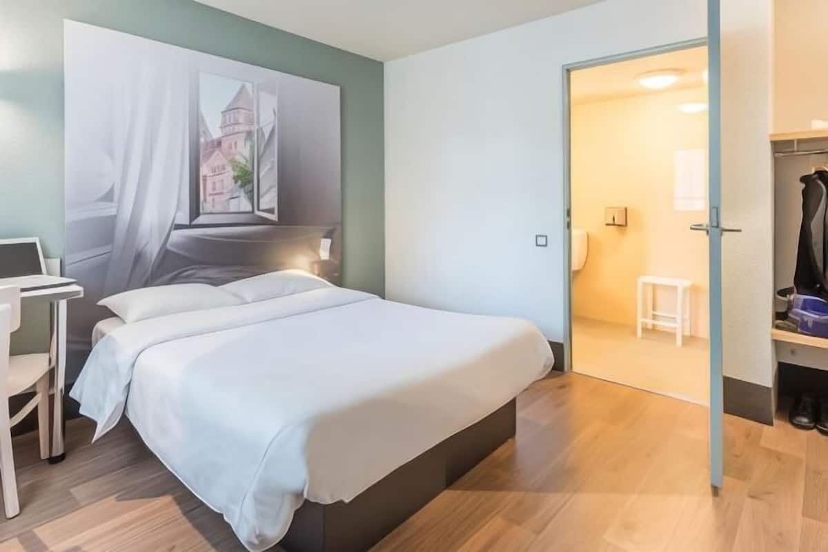 Literie de qualité supérieure, bureau, chambres insonorisées