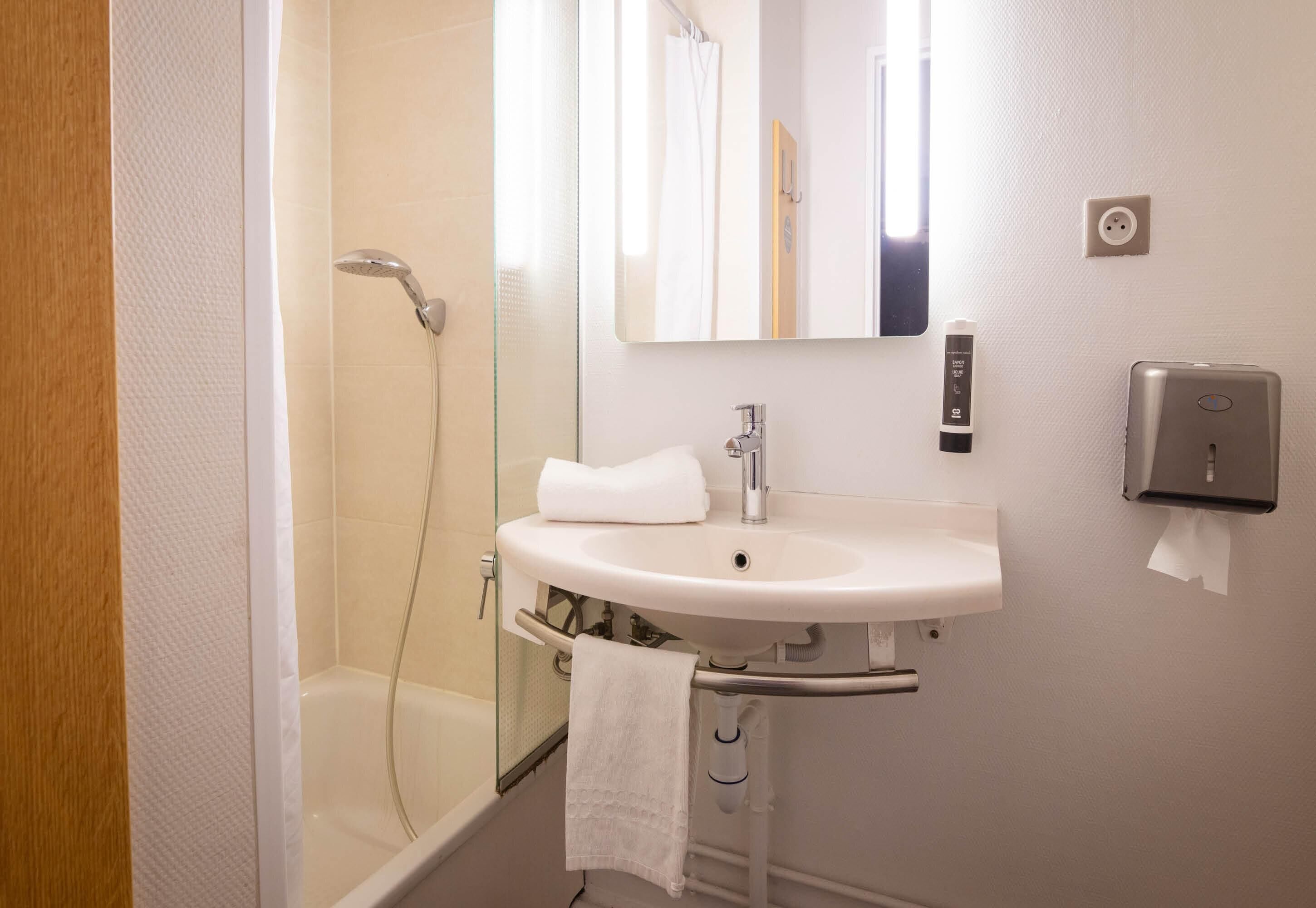 Foto - B&B HOTEL Avignon (1)