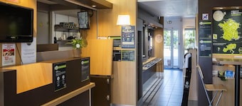 B&B HOTEL Avignon (1)