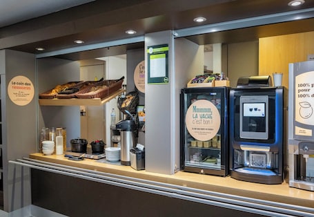 Desayuno buffet todos los días (con cargo)