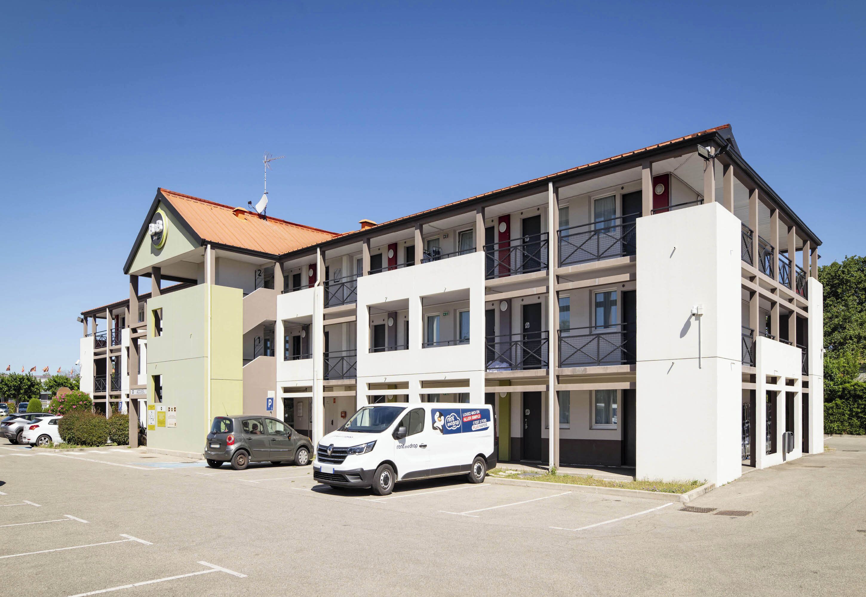 Photo - B&B HOTEL Avignon 1