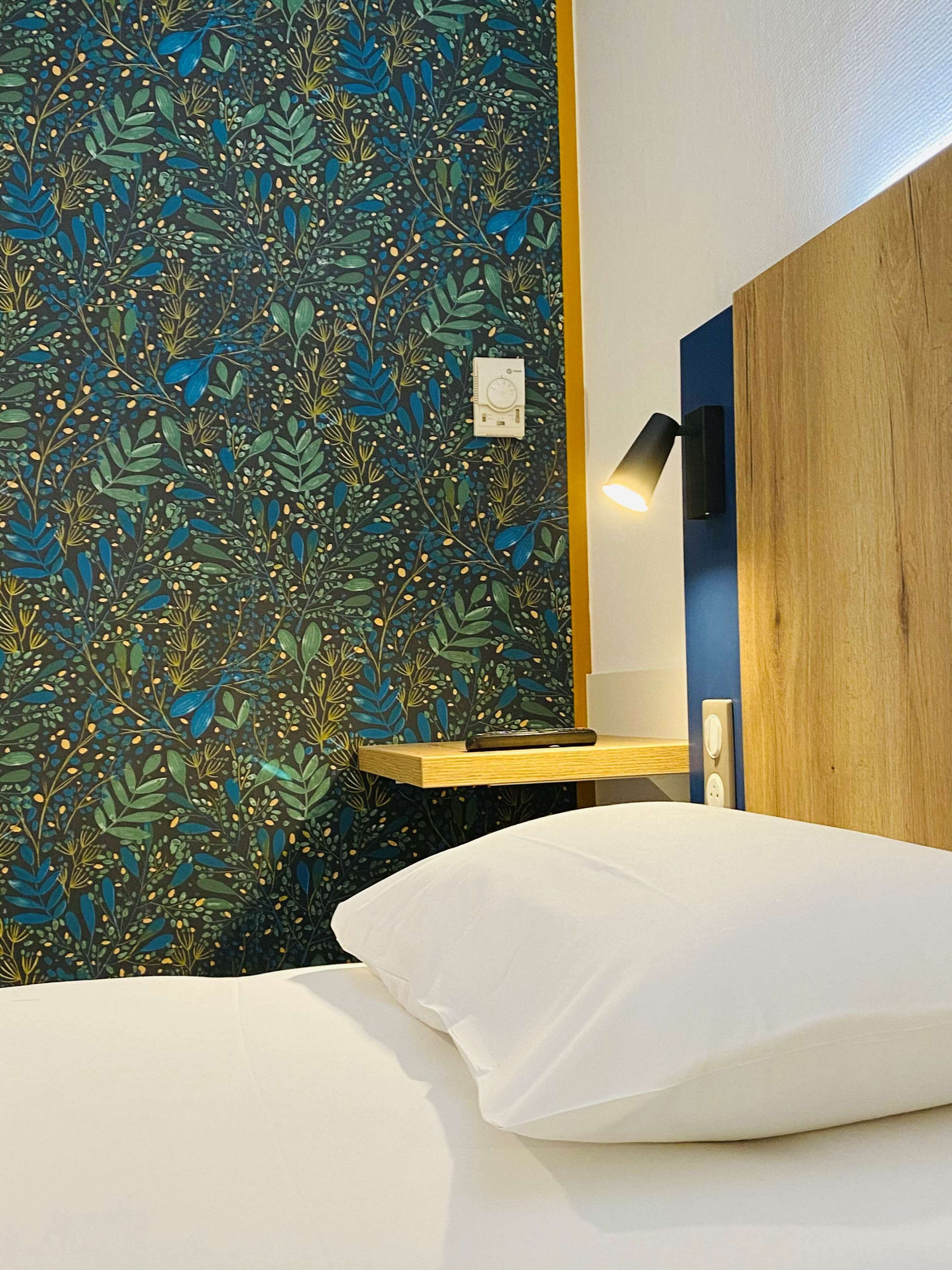 Standard-herbergi - 2 einbreið rúm | Þægindi á herbergi