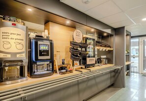 Päivittäinen buffetaamiainen maksusta