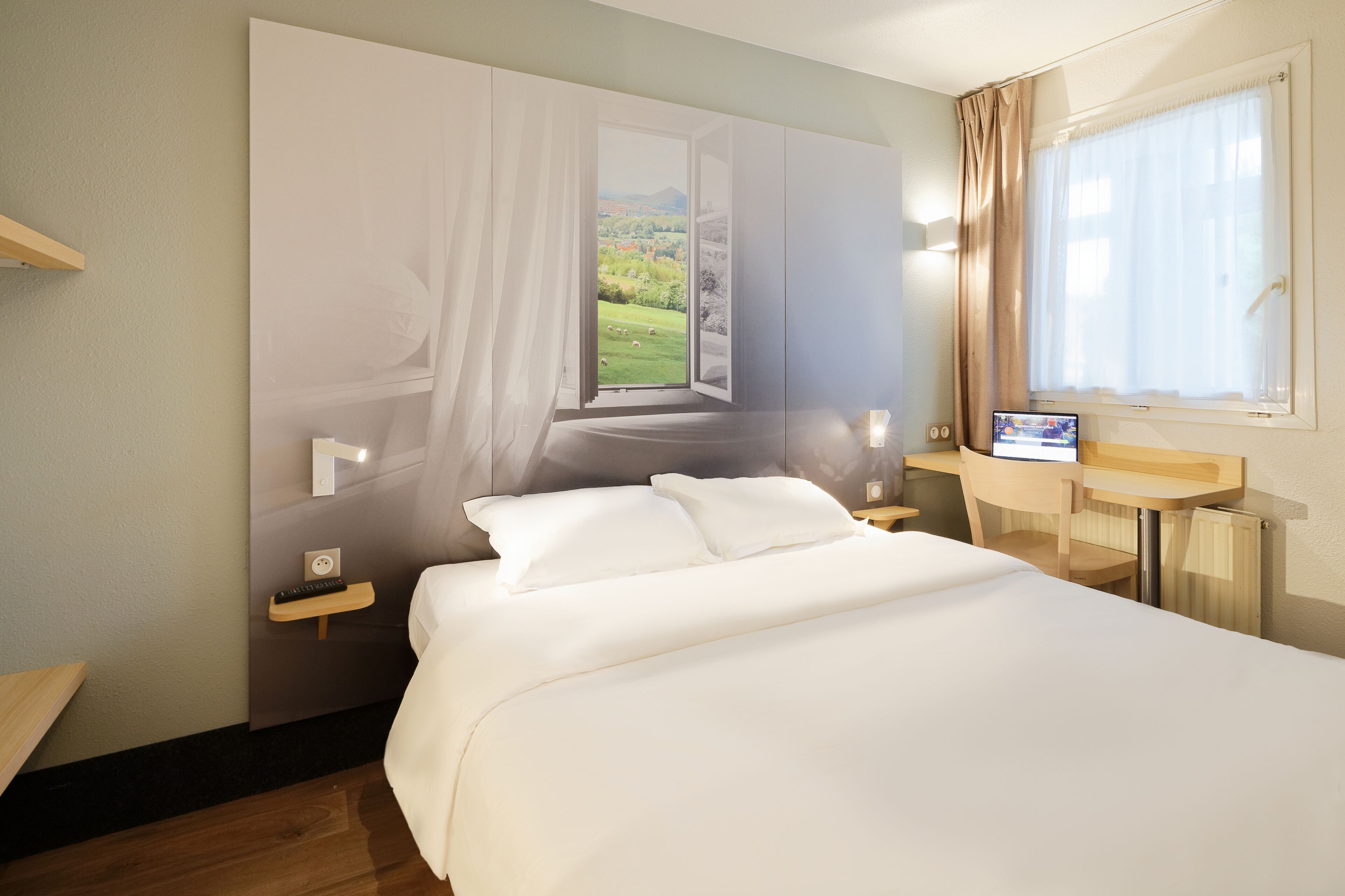 Tweepersoonskamer, niet-roken | Luxe beddengoed, een bureau, geluiddichte muren, gratis wifi