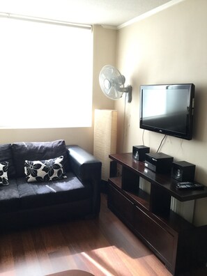 Apartment, 1 Bedroom | 1 bedroom, down duvets, in-room safe, iron/ironing board - Alojamientos Santiago Chile (Santiago)