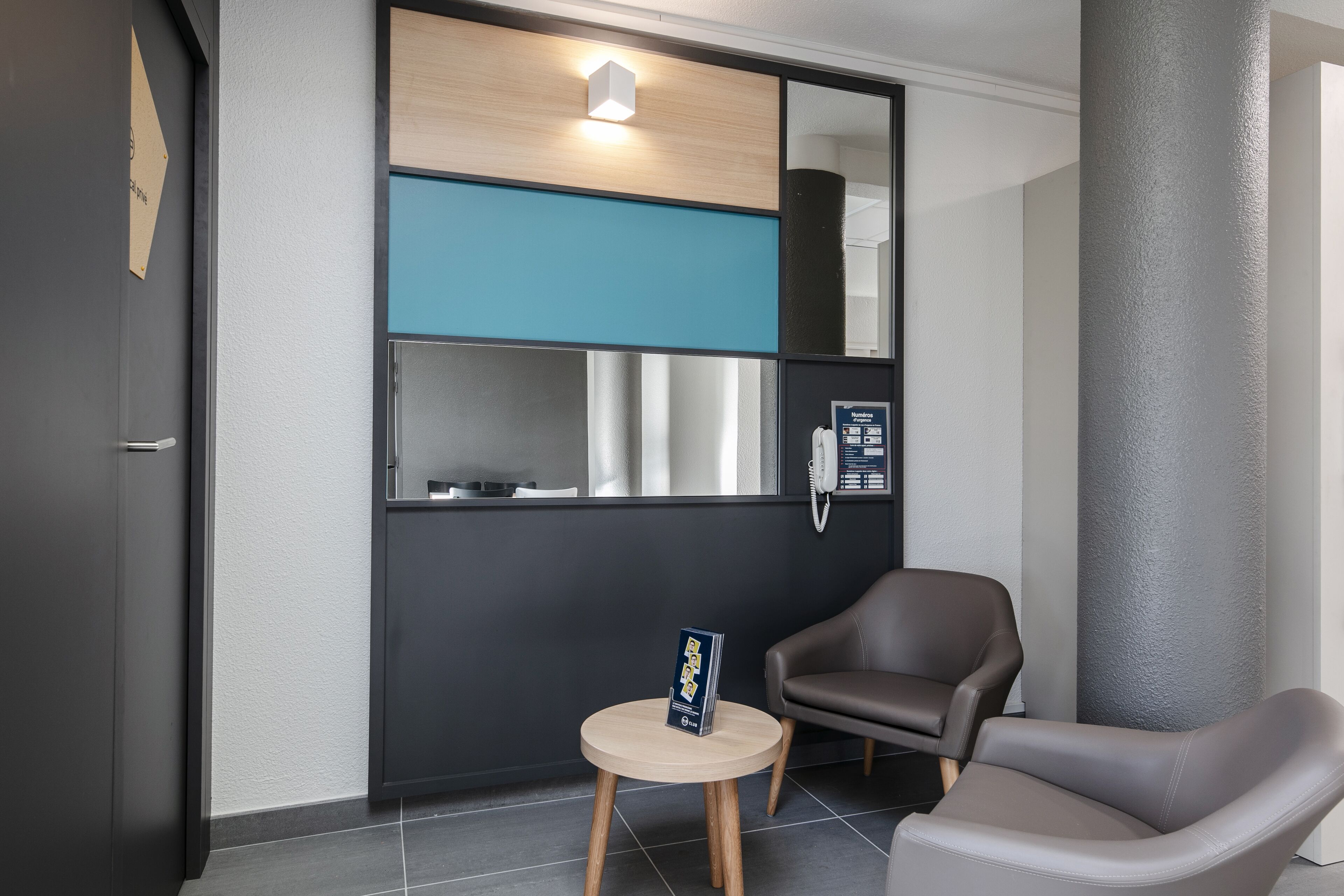 Photo - B&B HOTEL Poitiers 1 Futuroscope