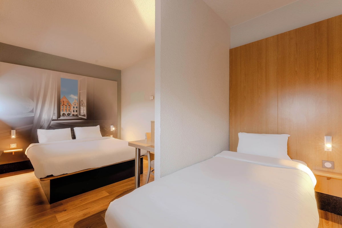 triple room, non smoking | 1 bedroom, premium bedding, desk, soundproofing