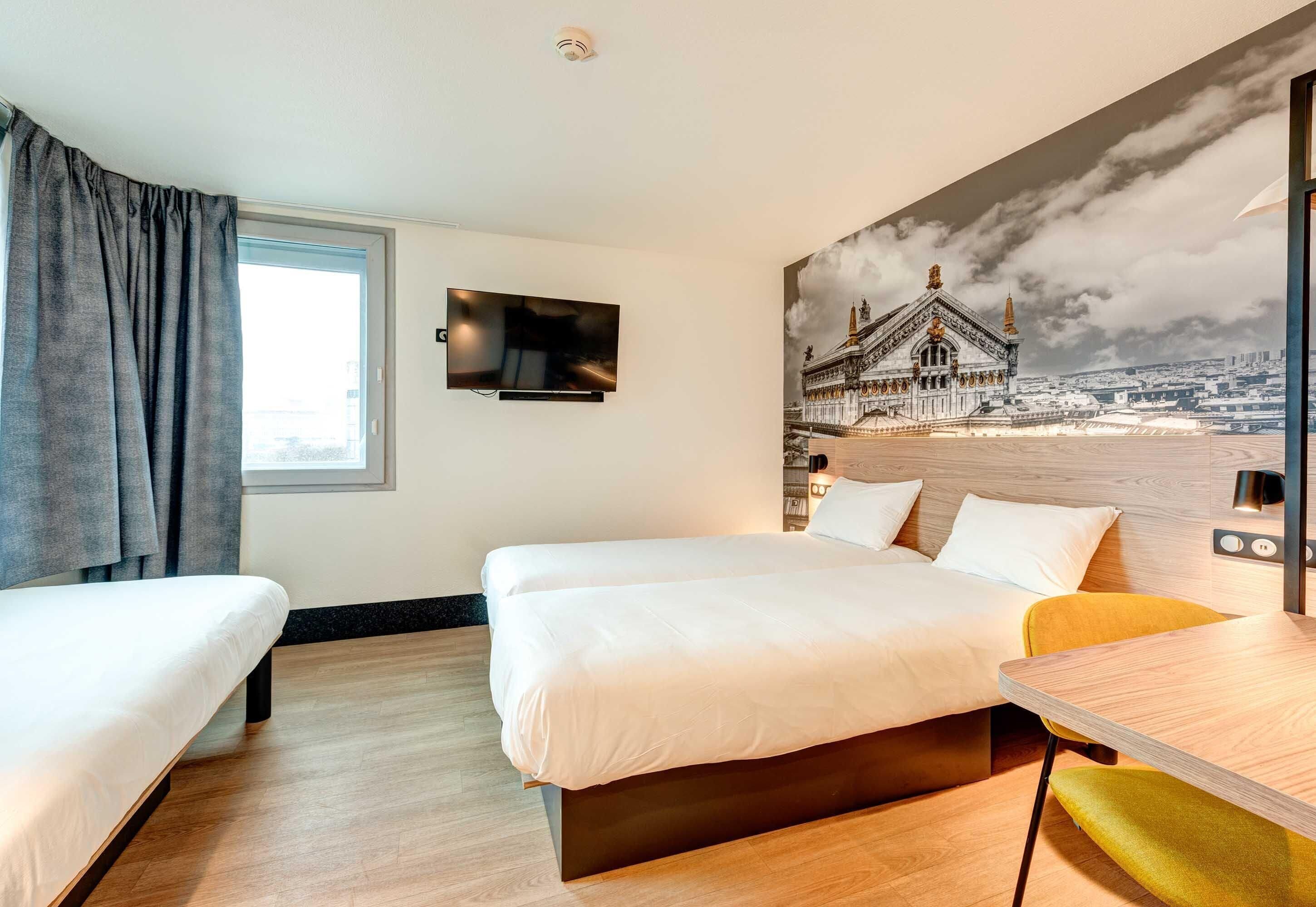 Chambre Triple | Literie de qualité supérieure, bureau, chambres insonorisées