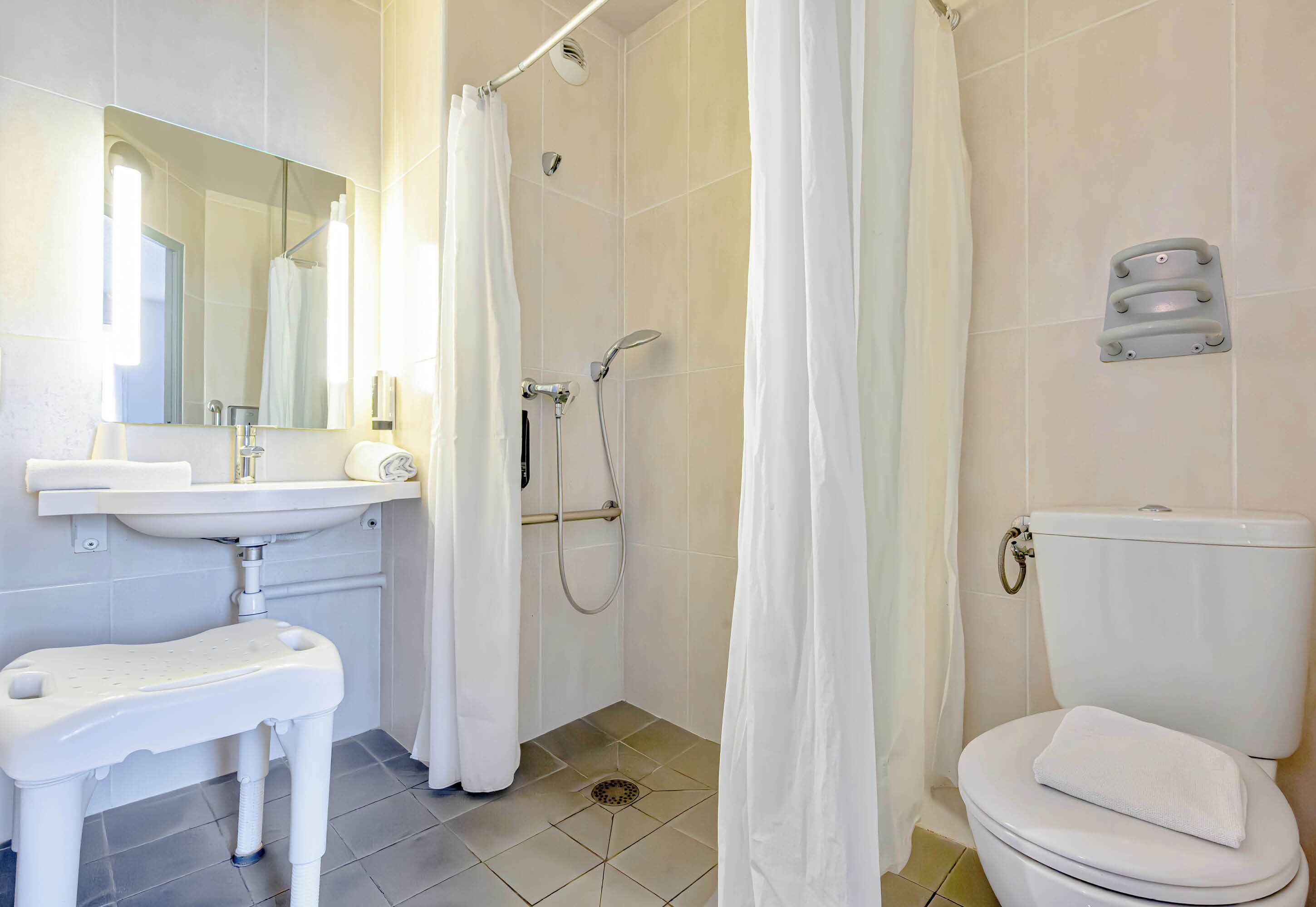 Foto - B&B HOTEL Brignoles