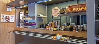 B&B ホテル モルレー