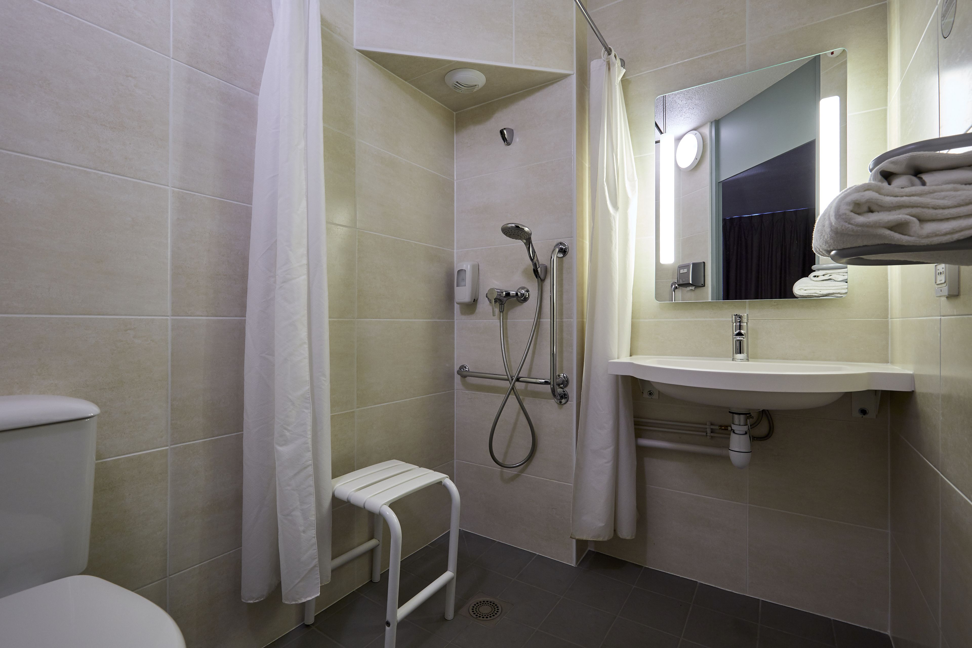 Foto - B&B HOTEL Caen Mémorial