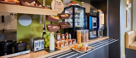 Daily buffet breakfast for a fee