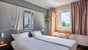 Phòng, không hút thuốc | Bộ đồ giường cao cấp, bàn, phòng cách âm