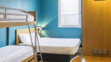 Quadruple Room, Non Smoking | Premium bedding, desk, soundproofing, free WiFi