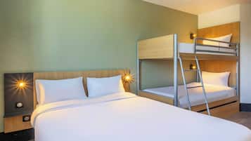 Quadruple Room, Non Smoking | Premium bedding, soundproofing, free WiFi, bed sheets