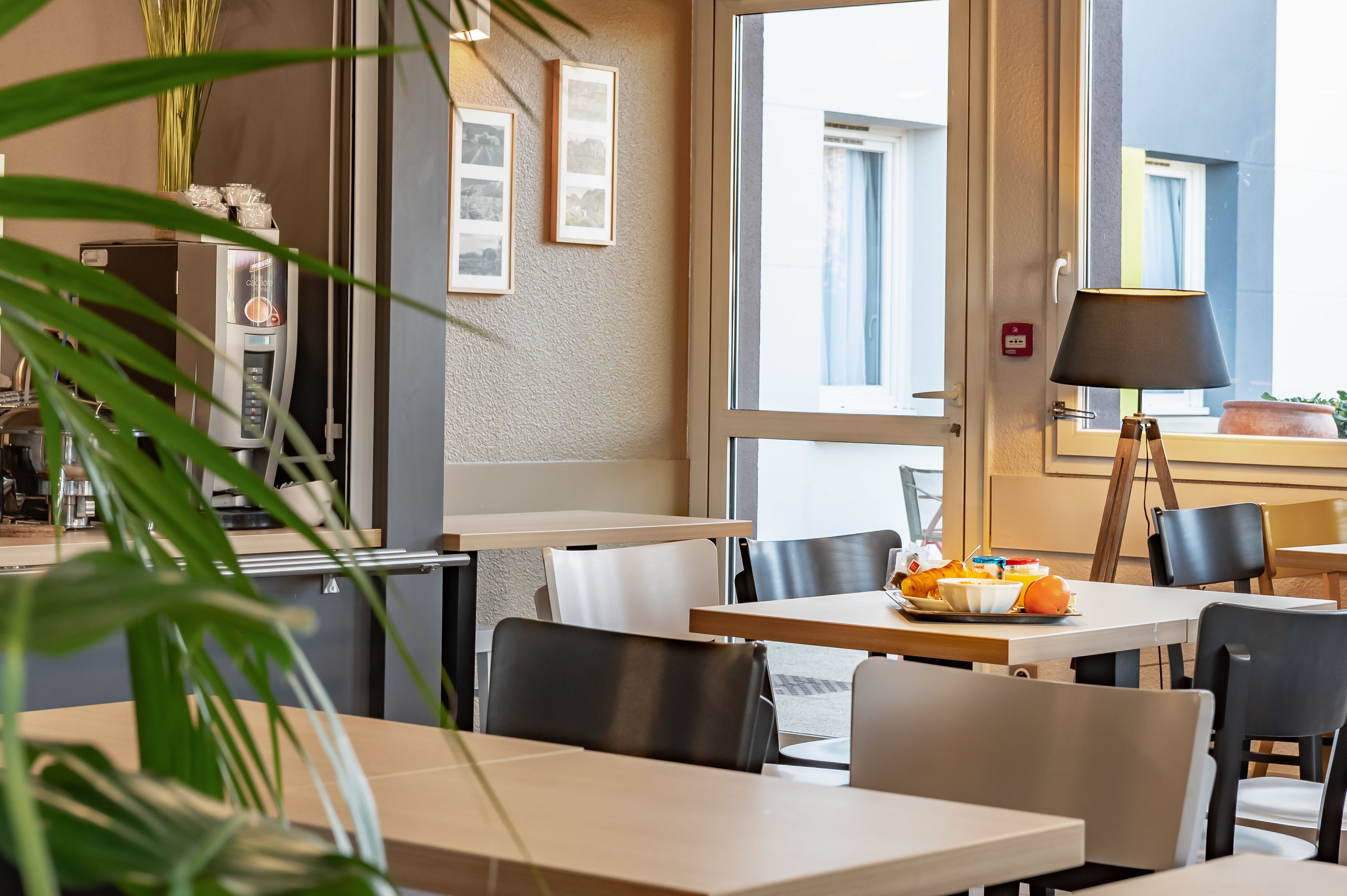 Photo - B&B HOTEL Toulon Ollioules