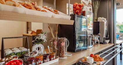 B&B HOTEL Toulon Ollioules