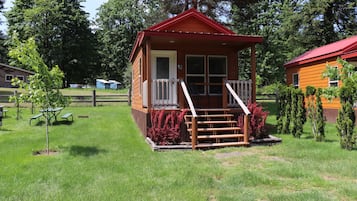 Cabin 12 | Terrace/patio