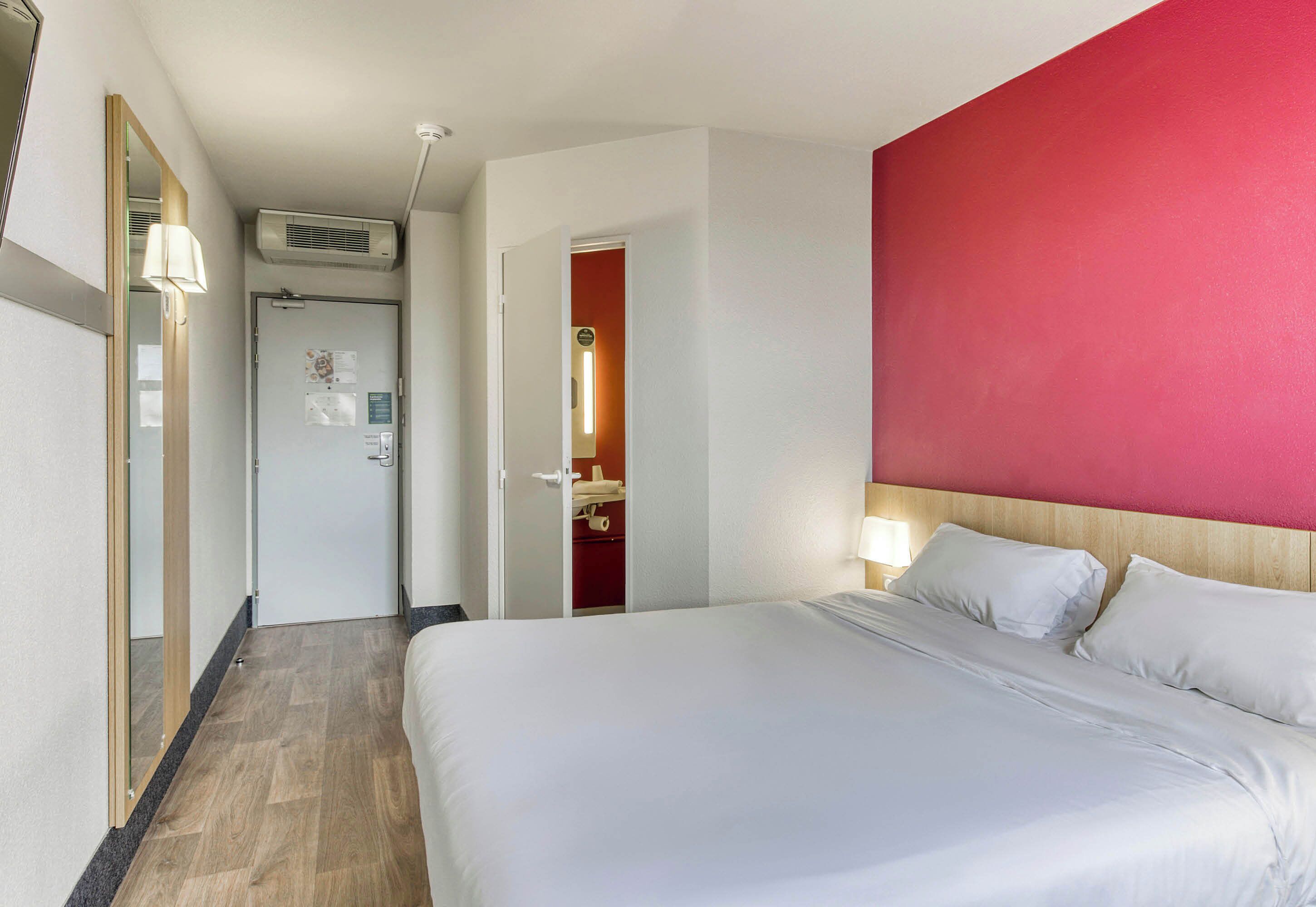 double room, non smoking | 1 bedroom, premium bedding, desk, soundproofing