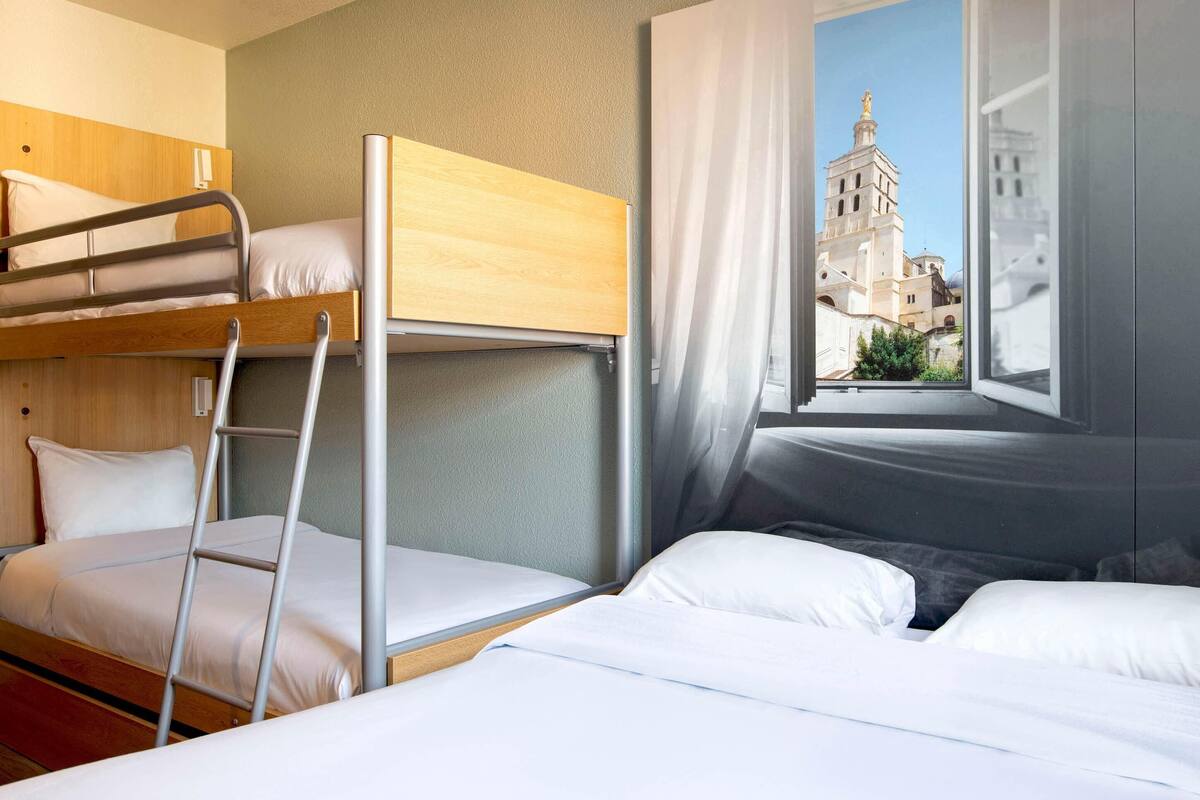 Quadruple Room, Non Smoking | Premium bedding, desk, soundproofing, cribs (free)