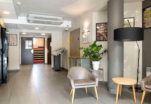 Lobby - B&B HOTEL Avignon (2) (Le Pontet)