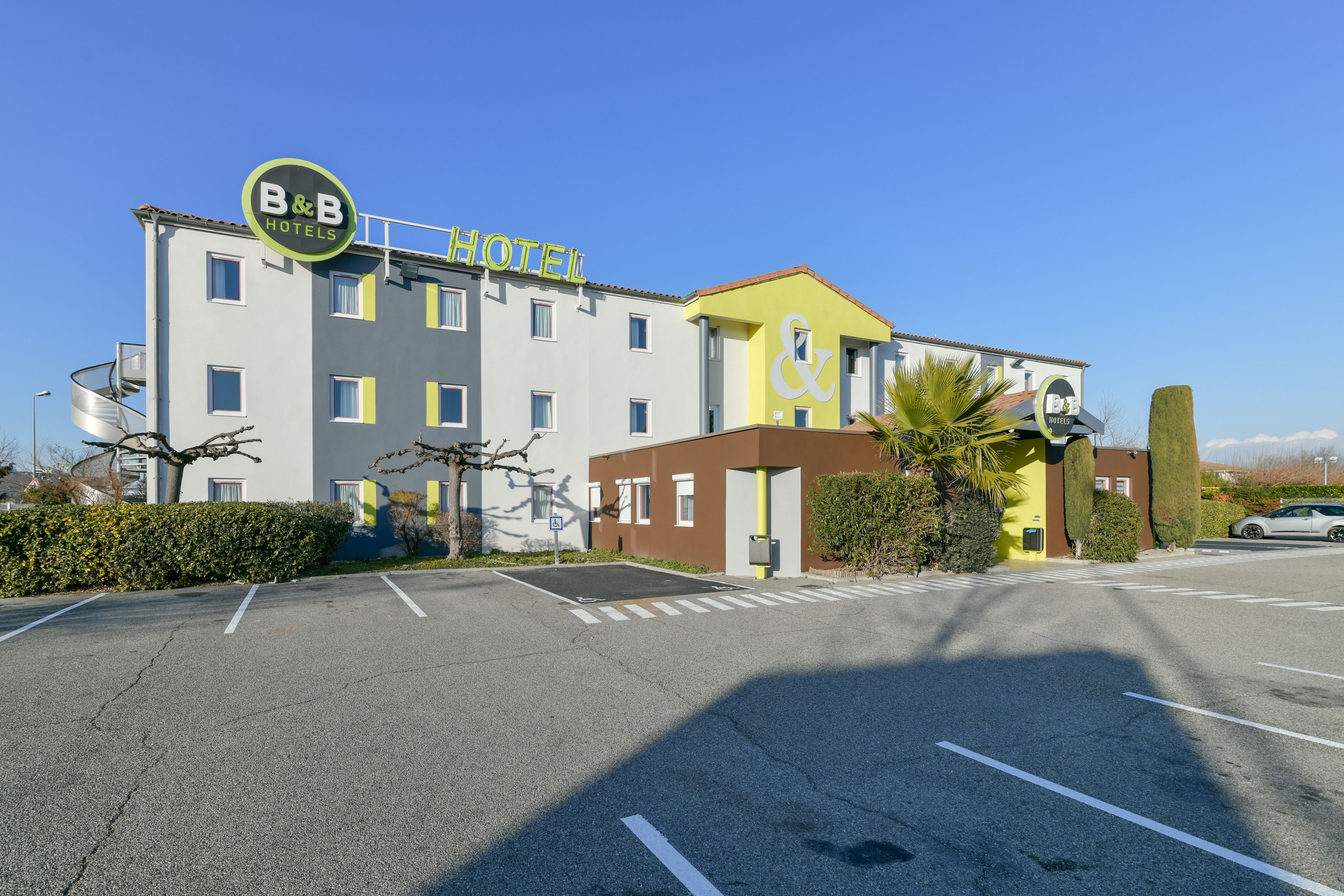 Photo - B&B HOTEL Avignon 2