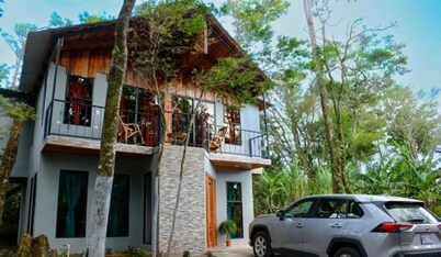 Hotel Roca Verde