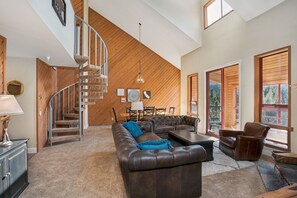Deluxe Loft, 3 Bedrooms | Living room | TV, fireplace, Netflix, DVD player - Aspen Creek by 101 Great Escapes (Mammoth Lakes)