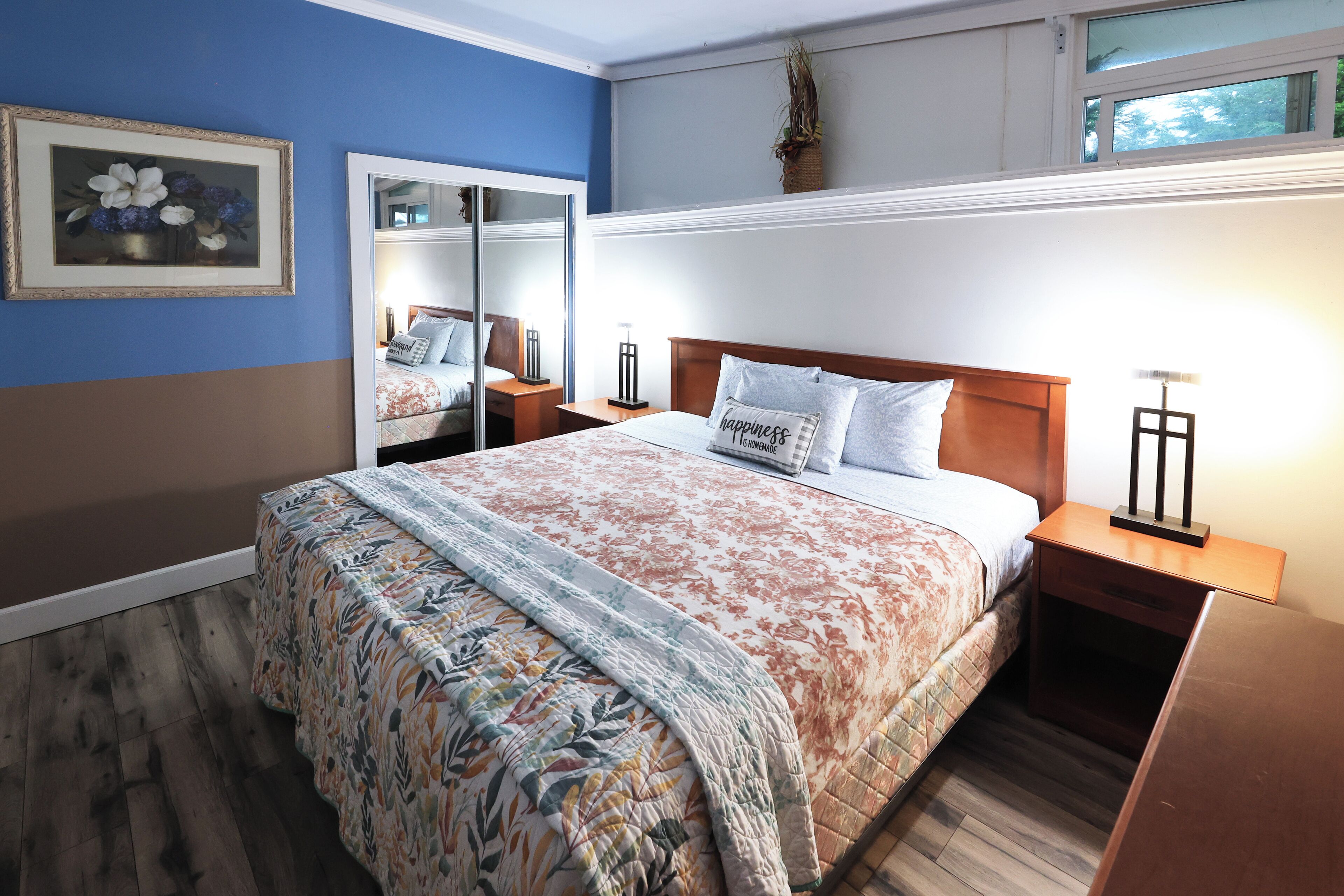 Appartement, 1 kingsize bed met slaapbank, langs het strand | Individueel gedecoreerd, individueel gemeubileerd, een bureau