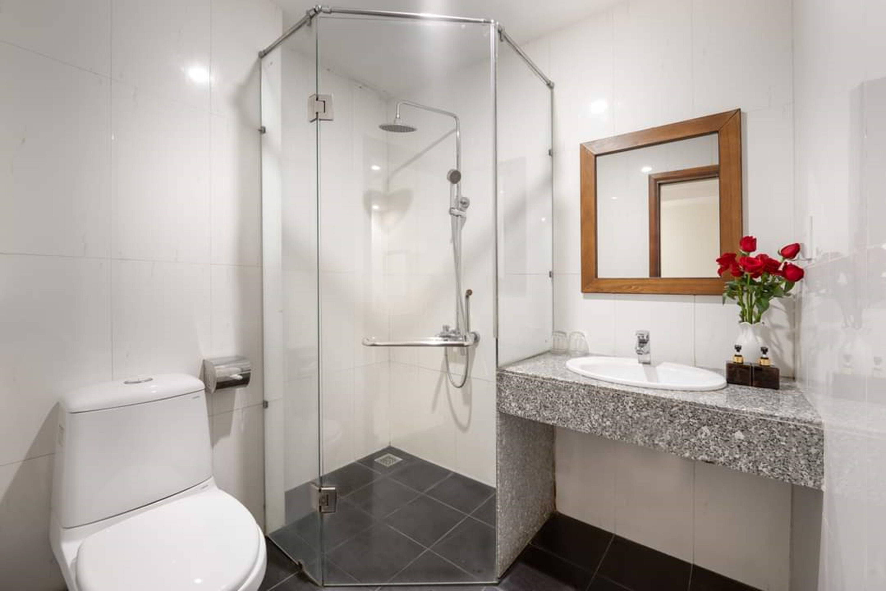 1 bedroom, minibar, desk, soundproofing