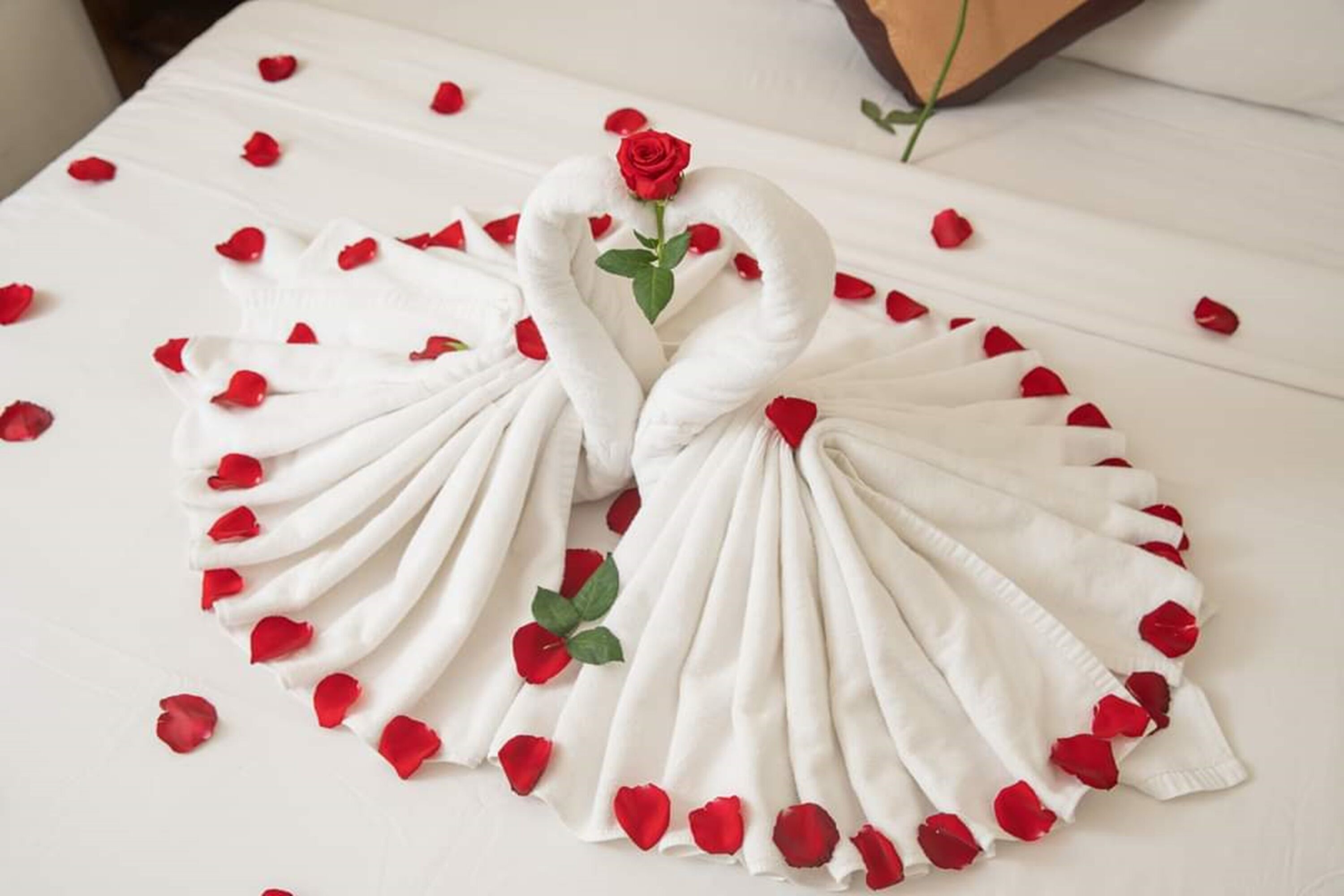 deluxe double room | 1 bedroom, minibar, desk, soundproofing