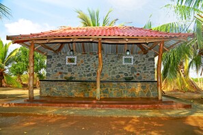 Cabane Exclusive, vue lac, côté jardin | Salle de bain