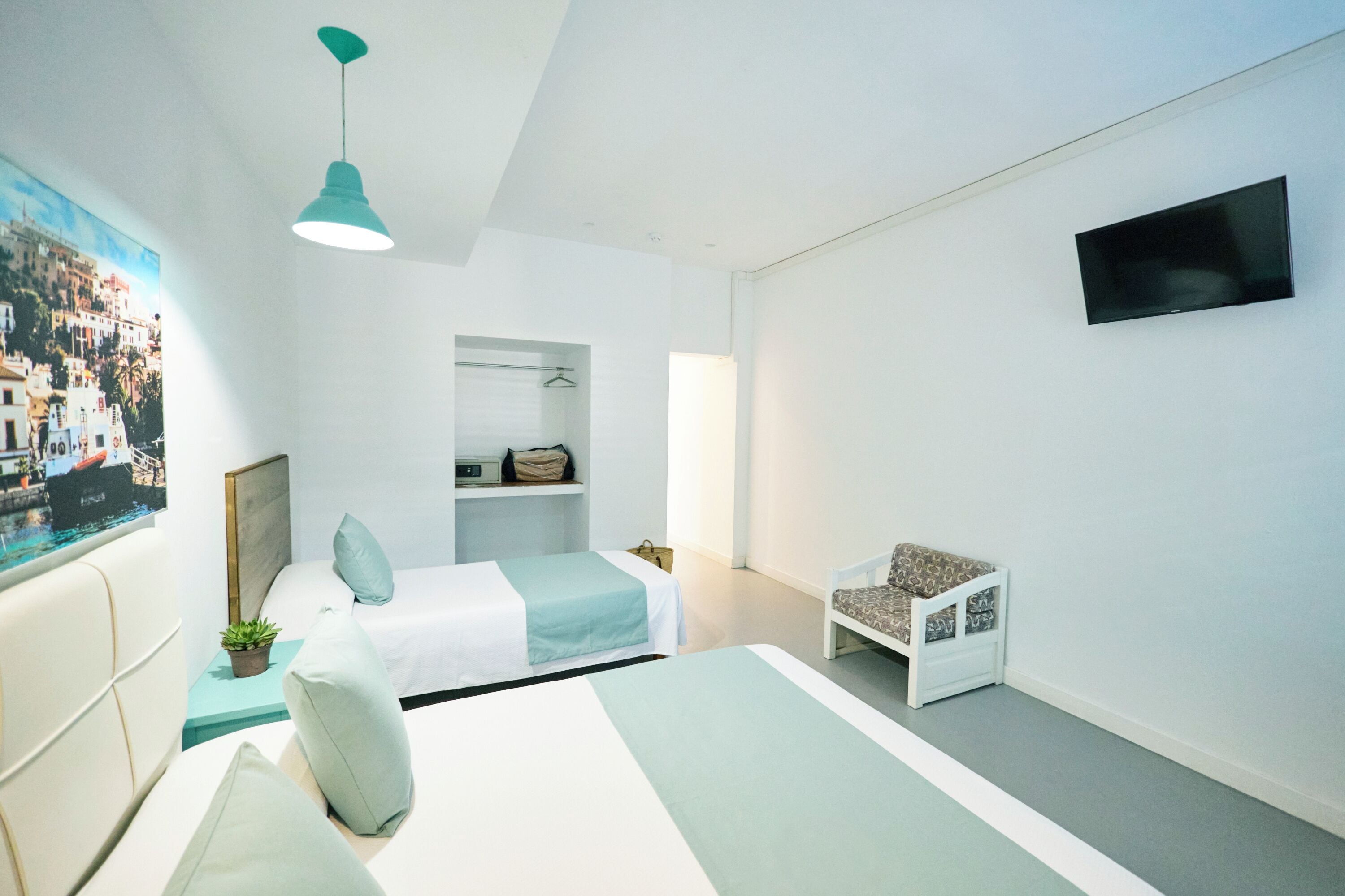 Photo - Hostal Sunset Ibiza