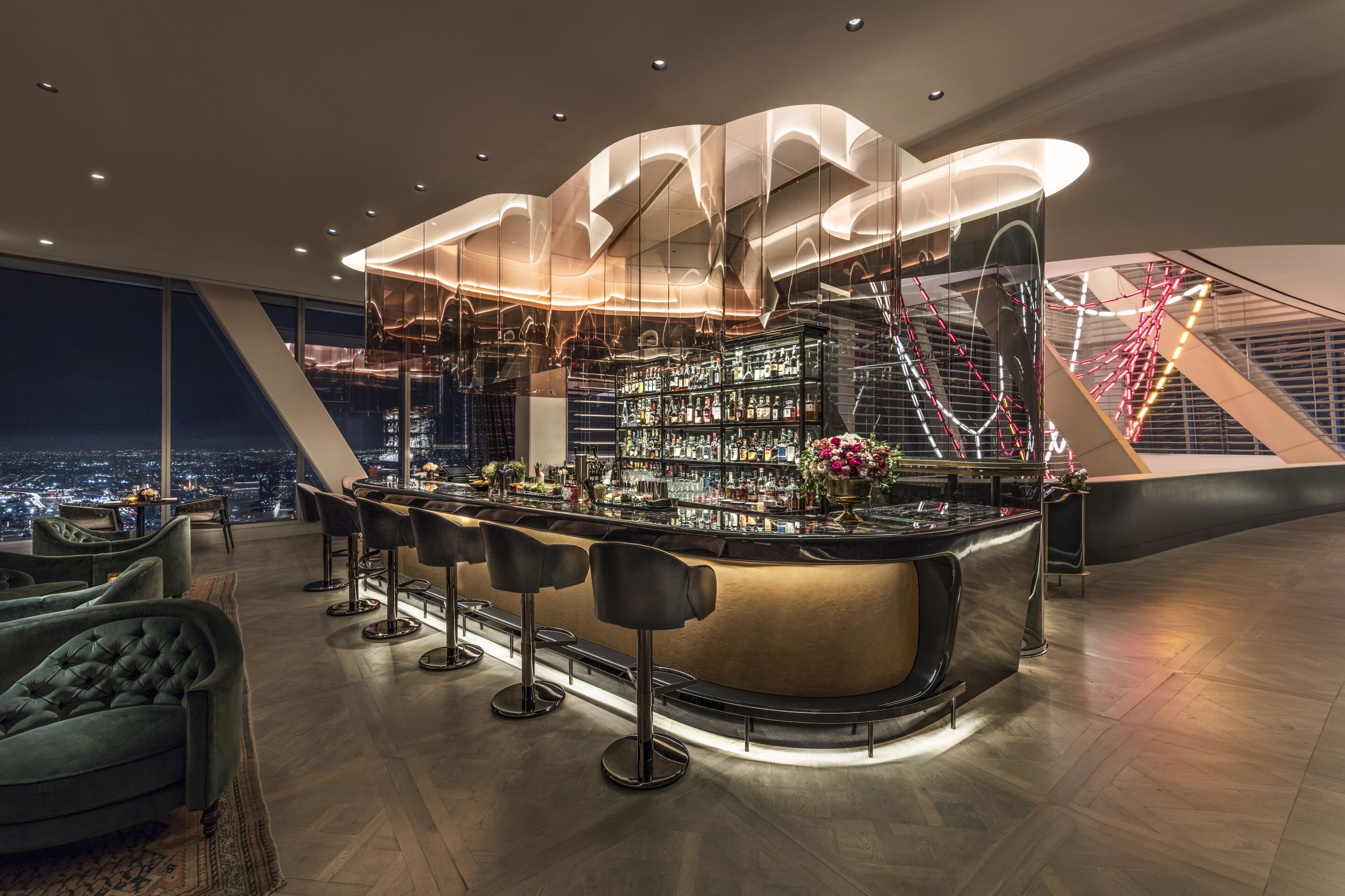 2 restaurants; breakfast, lunch, dinner, and brunch served