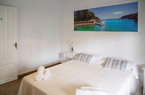 Blackout curtains, free WiFi, bed sheets