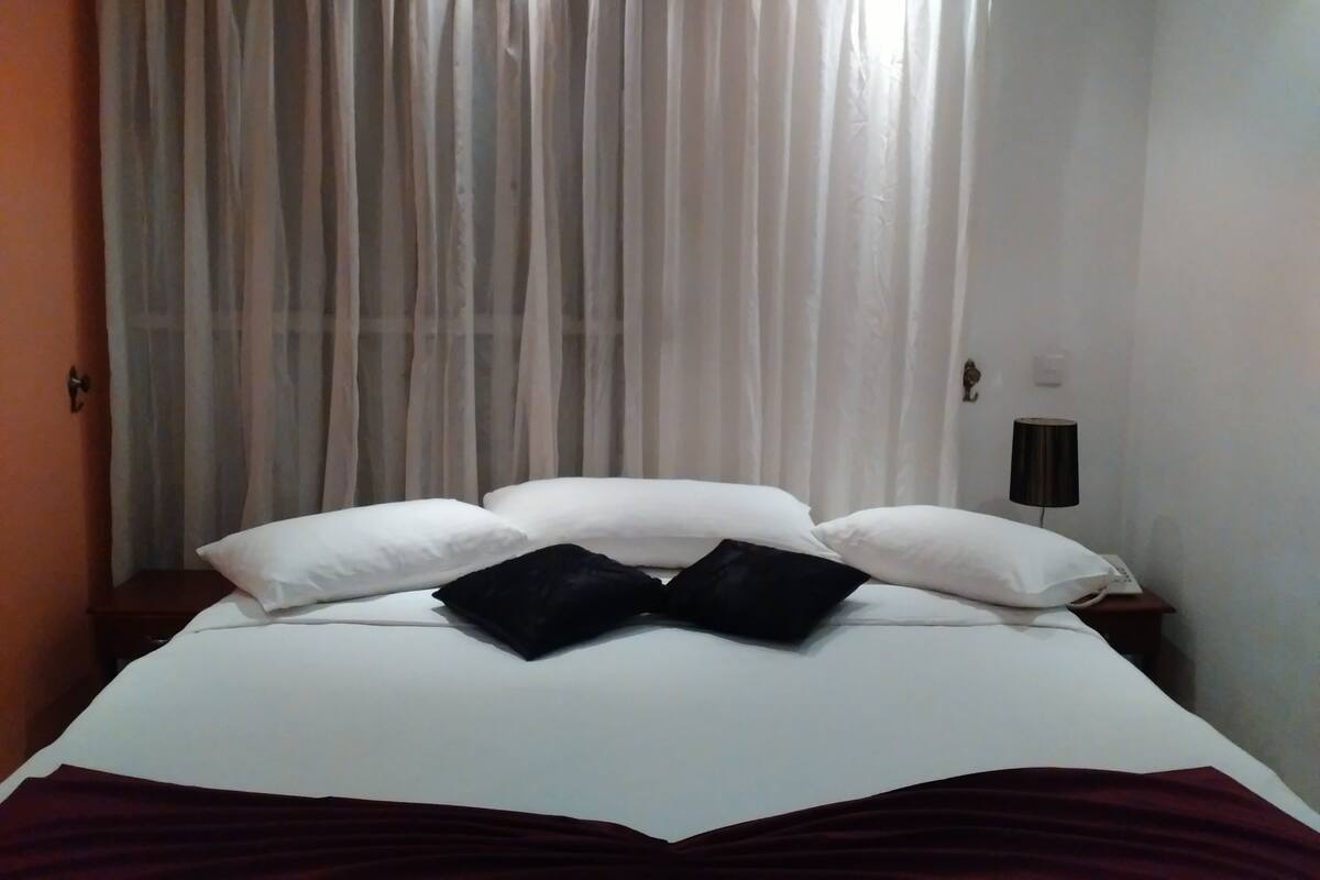 Budget Double Room | In-room safe, desk, blackout curtains, iron/ironing board