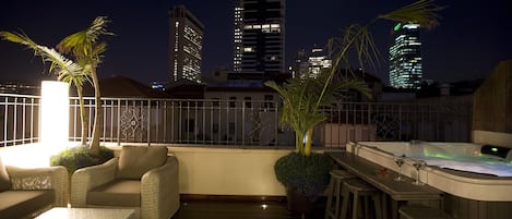 Penthouse Signature - 1 kingsize-säng med bäddsoffa | Balkong