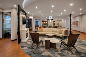 Lobby lounge - Springhill Suites Buffalo Airport (Buffalo)
