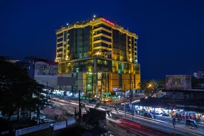 Front of property – evening/night - Rose View Hotel (Sylhet)