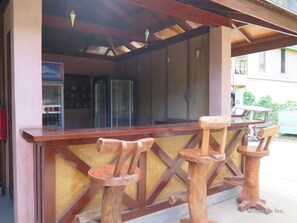 Bar (in der Unterkunft)