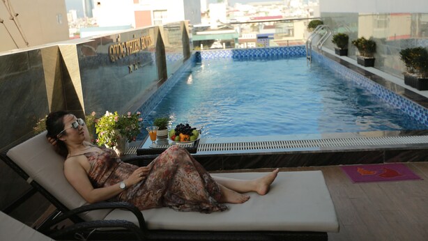 Outdoor pool - Quoc Thien Hotel (Da Nang)