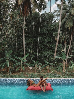 Pool Suite | Utsikt mot vattnet