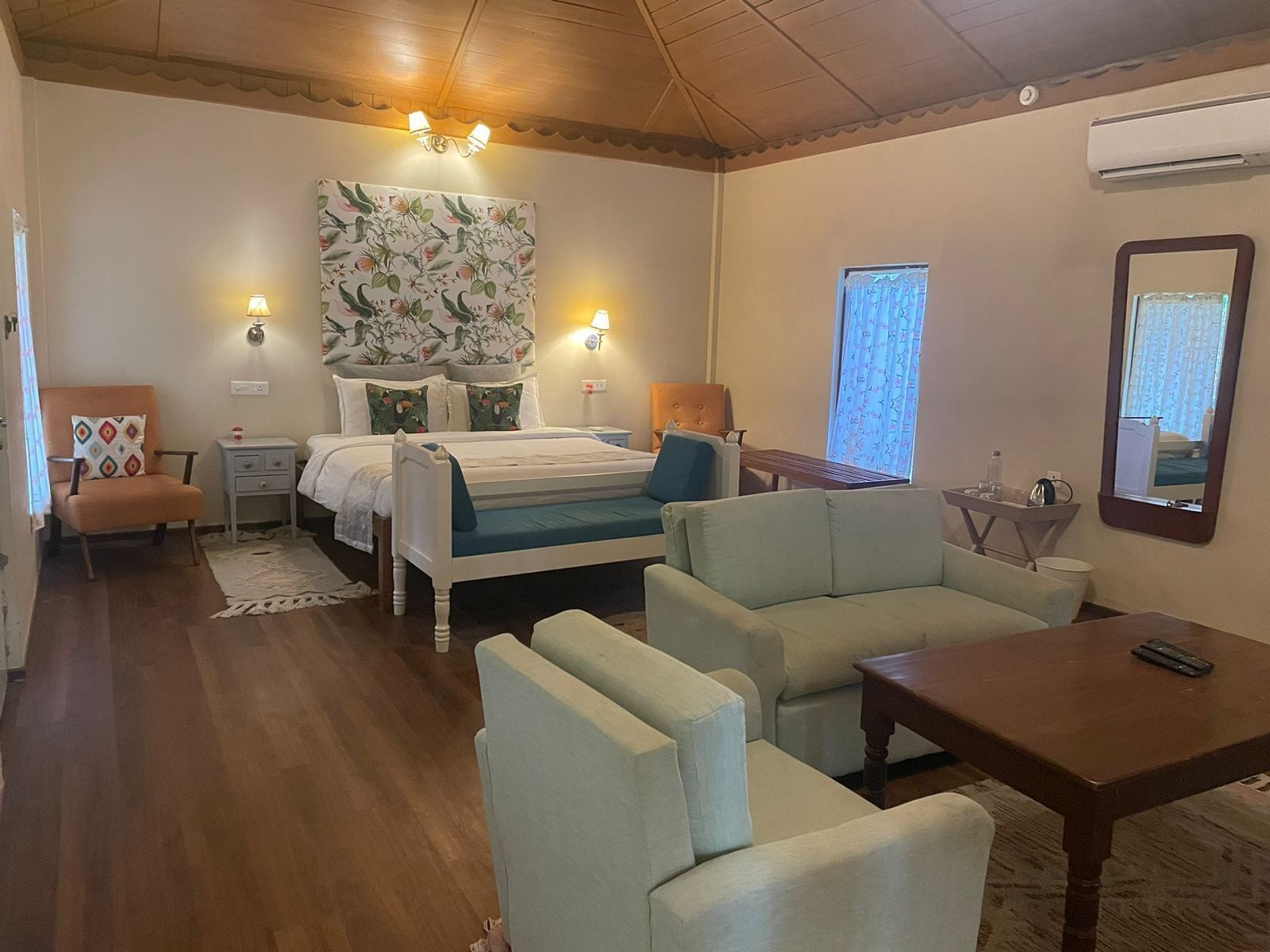Lagoon Villa