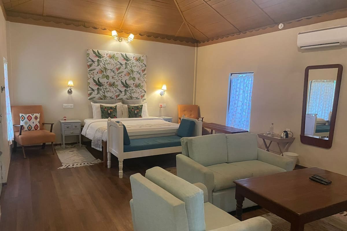 Lagoon Villa