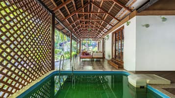 Piscina techada